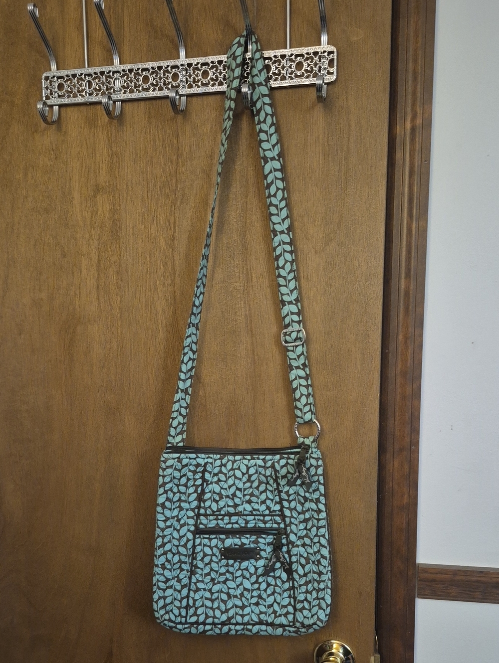 Vera Bradley Aqua Leaf Quilted Crossbody Bag - Picture 3 of 7